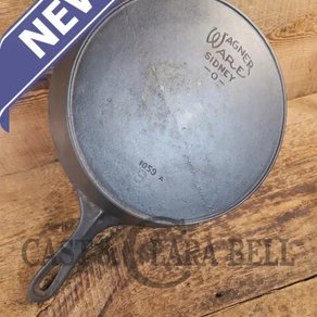 Ghost mark #9! 1920's Wagner Ware #9 Cast Iron Skillet with Heat Ring, 1059