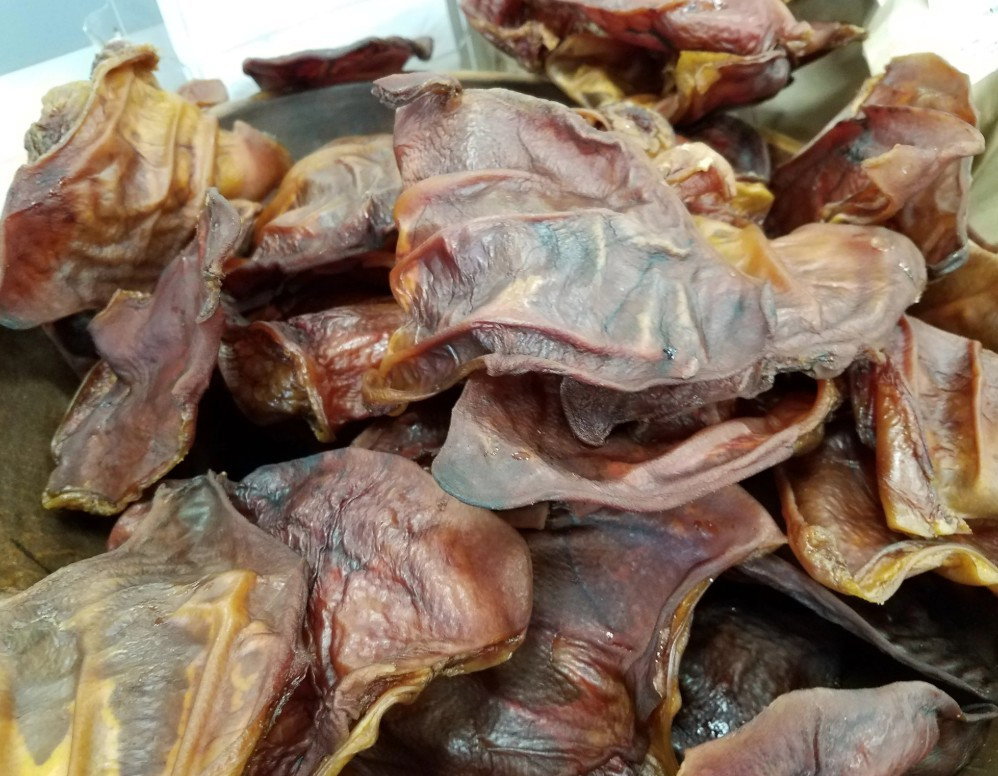 Image of Grandpa Glenn's Pet Treats - Smoked Pig Ears | Dog Treats & Cat Treats