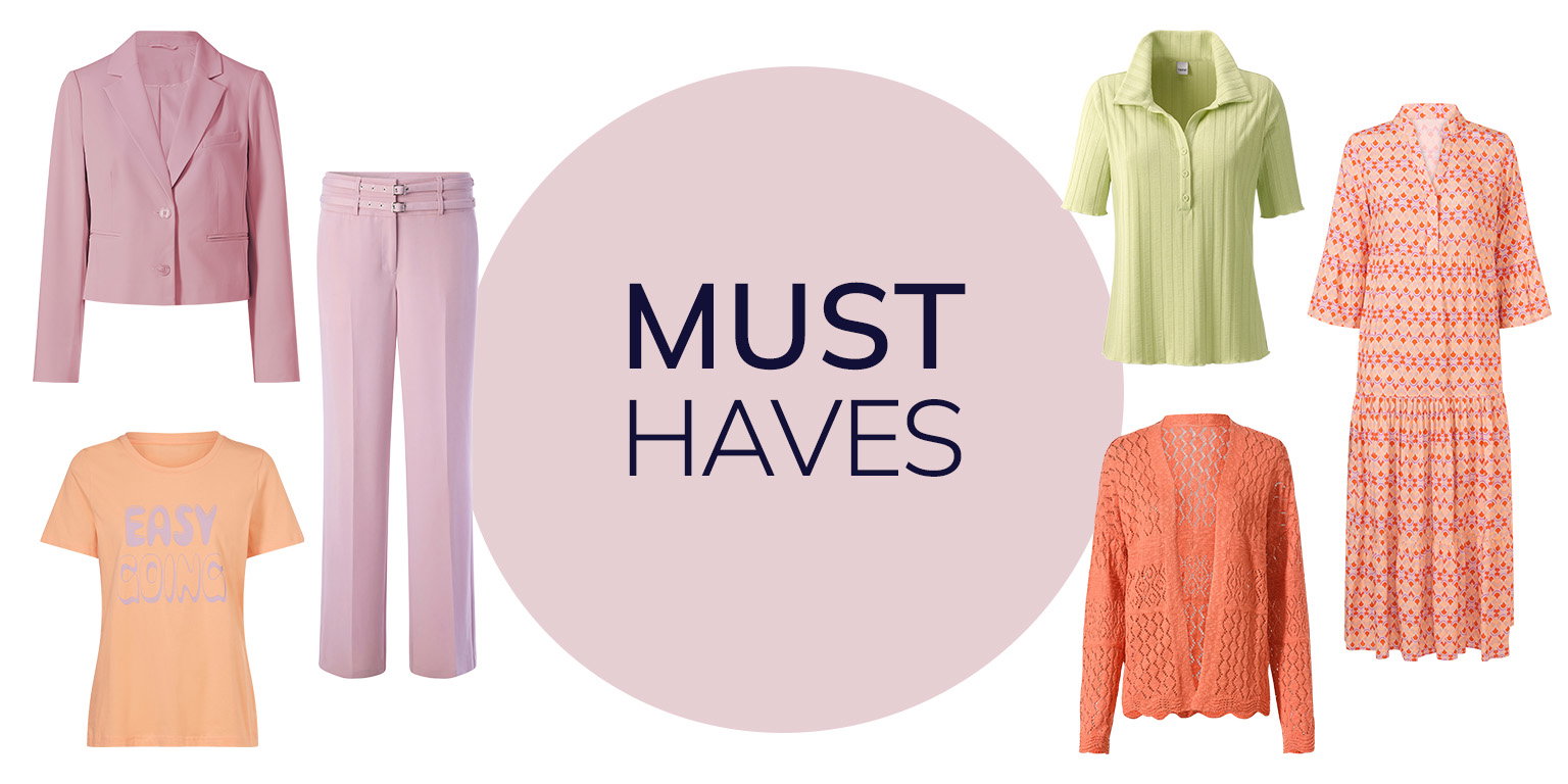 Zes kledingstukken in pastel- en koraalkleuren, daarnaast een cirkel met de tekst 'MUST HAVES'. Tekst in beeld: 'EASY GOING', 'MUST HAVES'