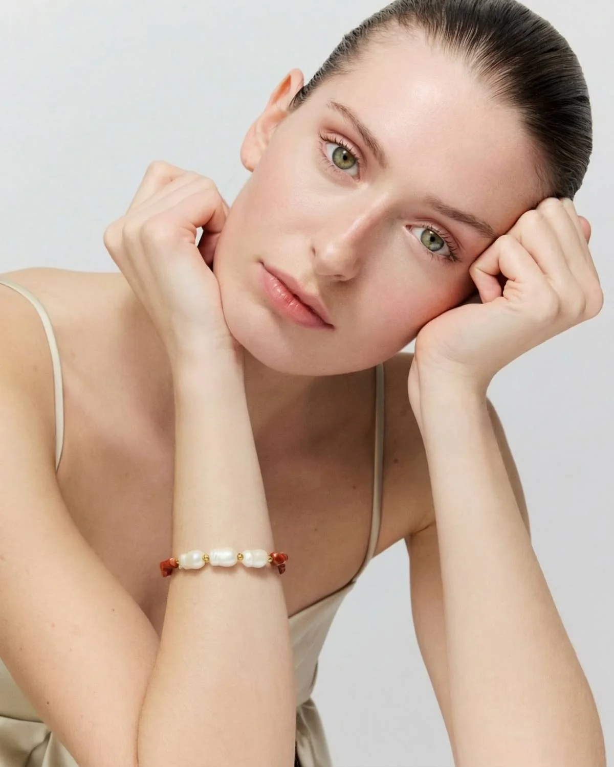 vanessa-baroni/products/beach-organic-flex-bracelet-coral-armbander-gelb-vergoldet