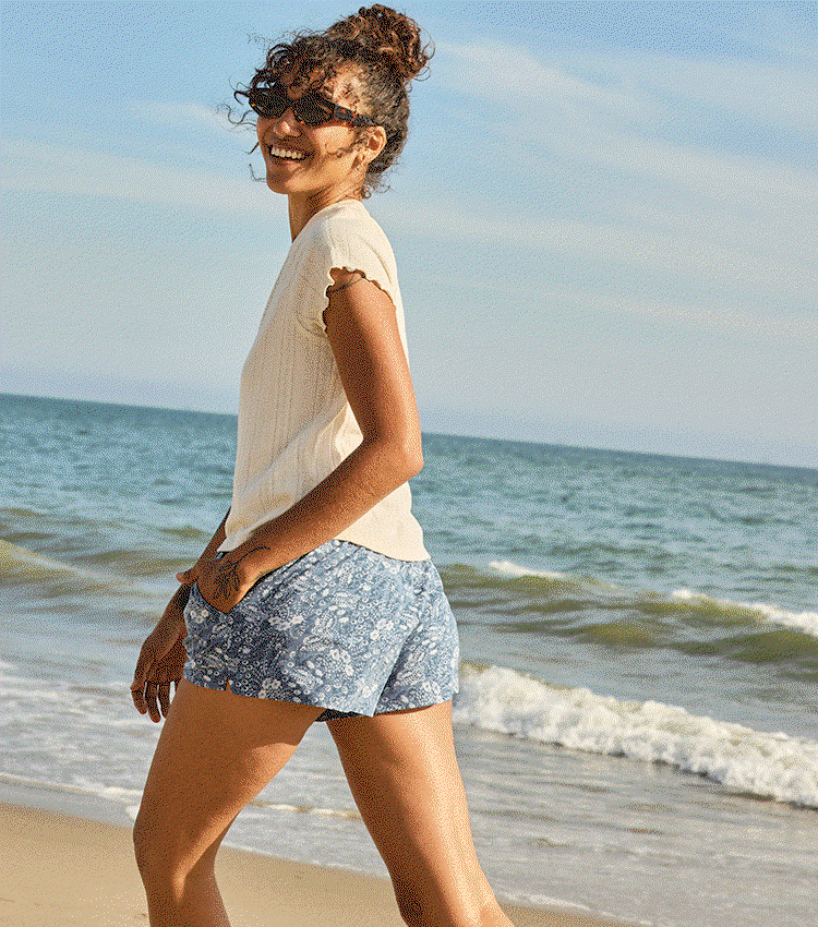 Women’s Tropical Vacation Clothing