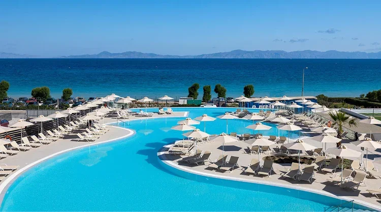 Image of a pool and resort in Rhodes.