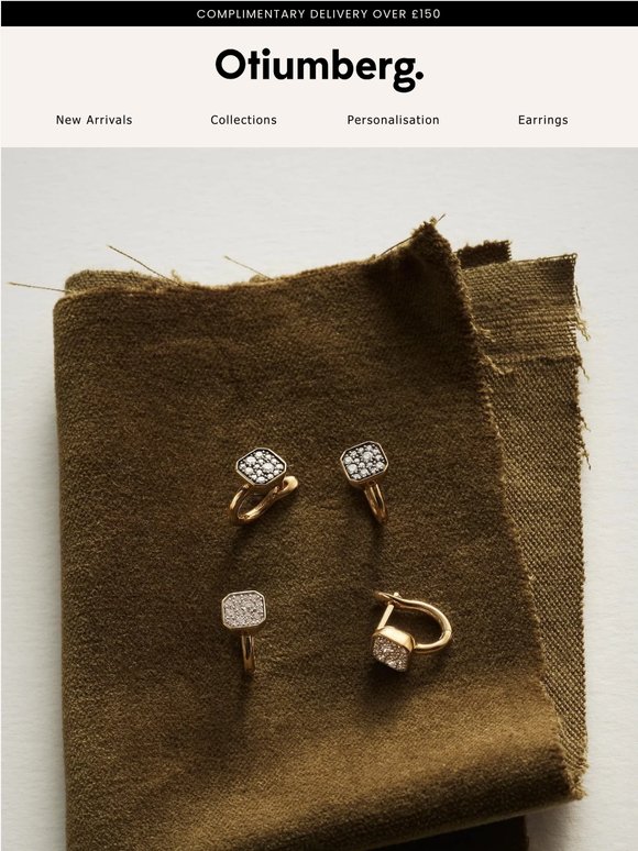 TIMELESS HUGGIES & STUDS