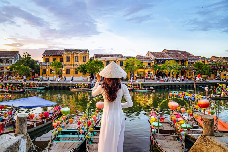 Vietnam: Hanoi, Ho-Chi-Minh-Stadt & Halong-Bay