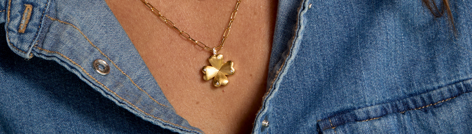COLLIER - BLUE PEAR