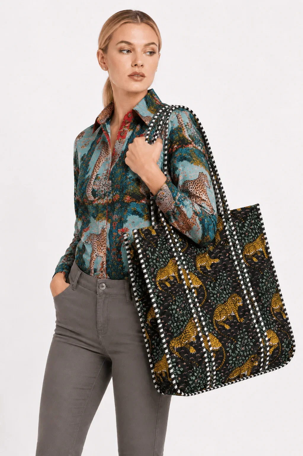 Image of JUNGLE LEOPARD QUILTED TOTE BAG