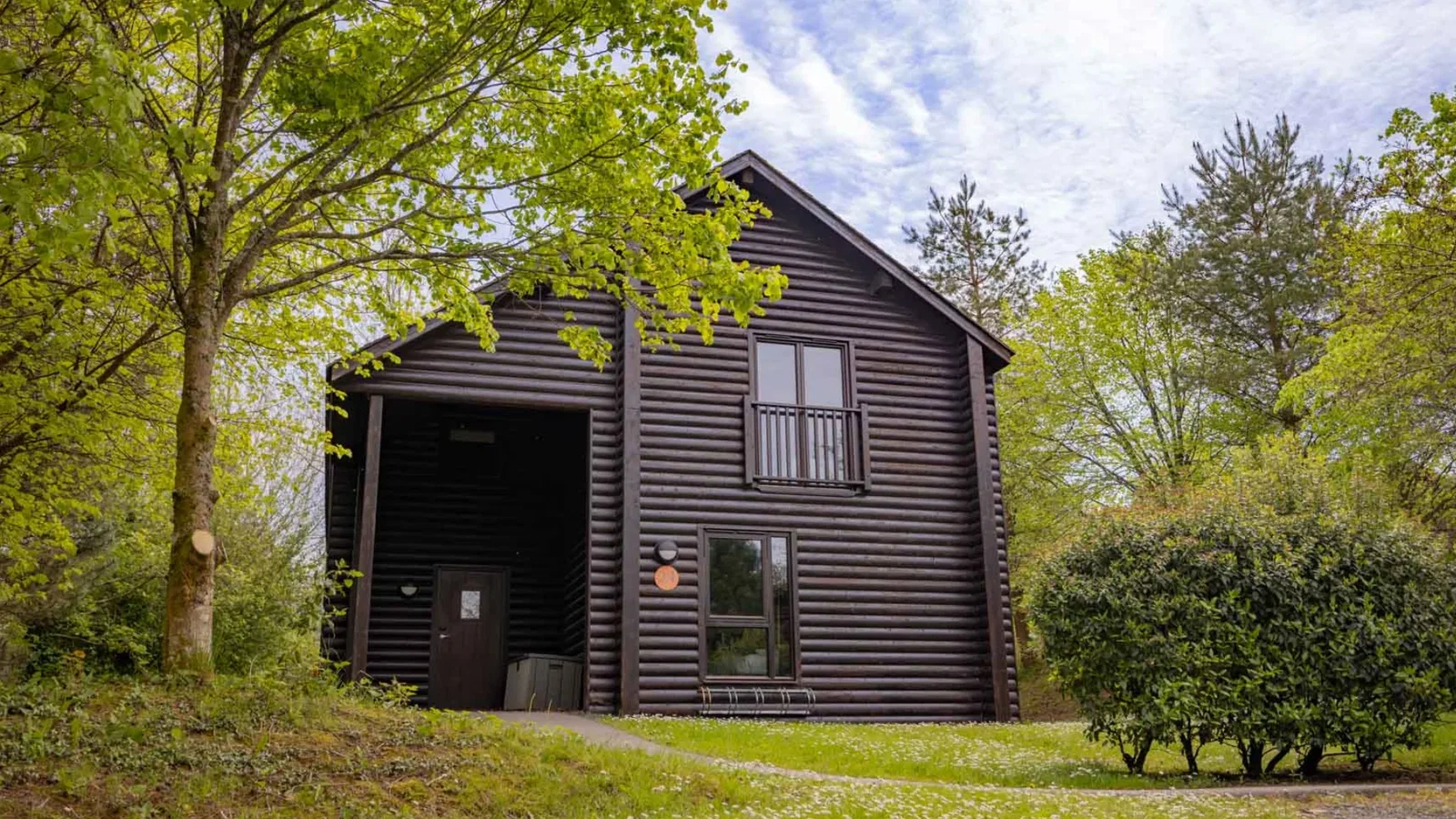 Gold collection lodge