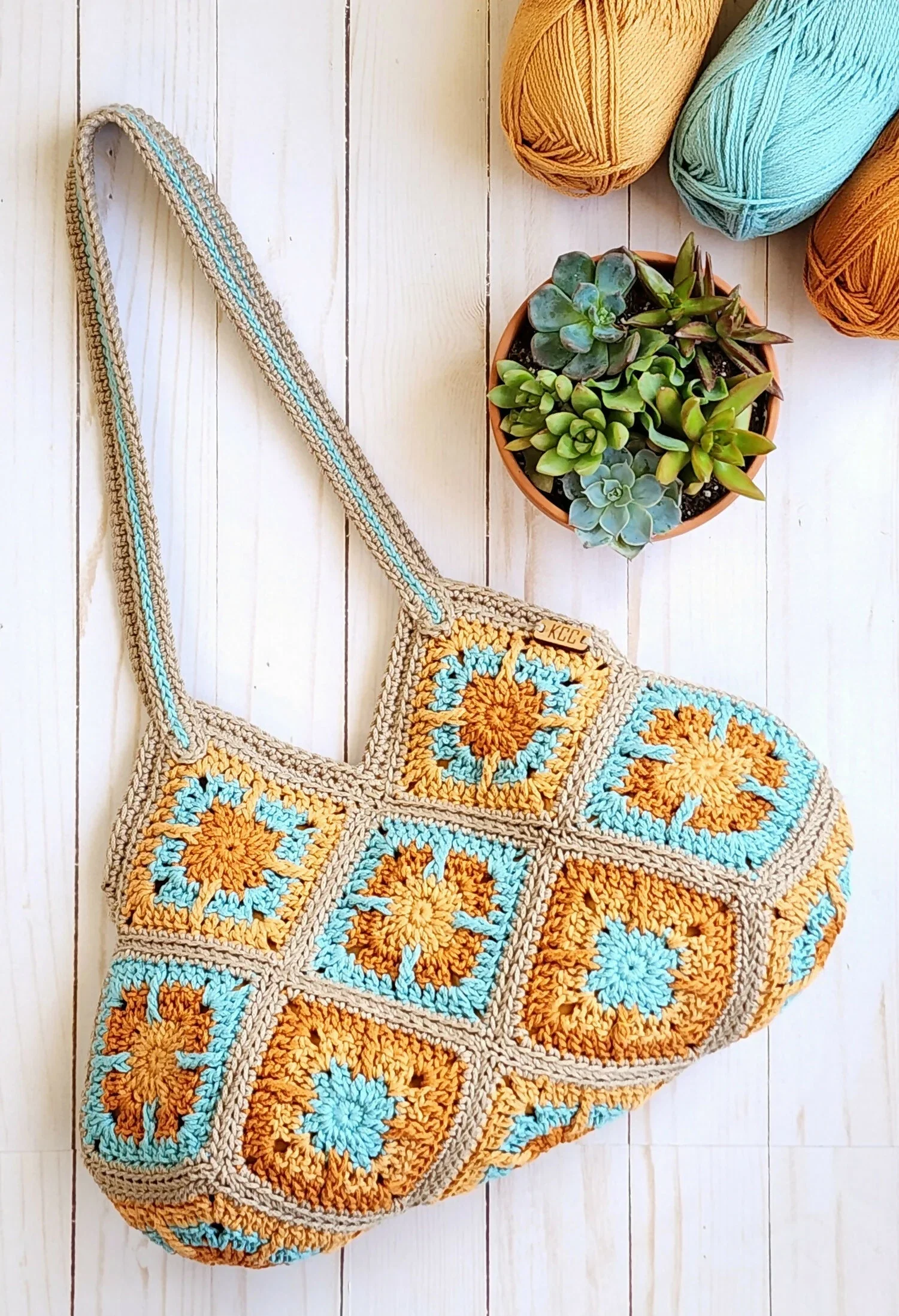 Image of Tucson Shoulder Bag (Crochet)