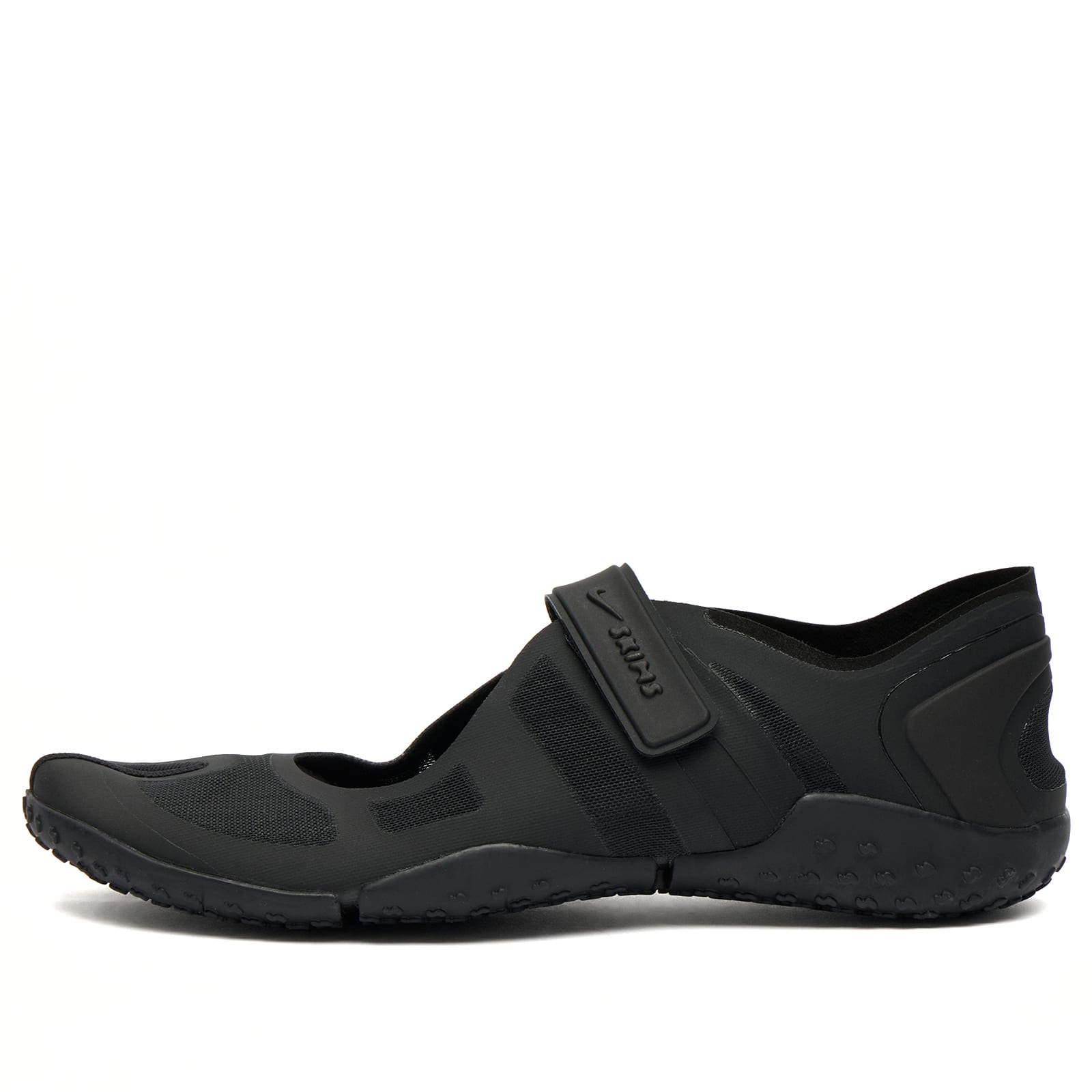 Nike x SKIMS Mesh Rift Sneaker