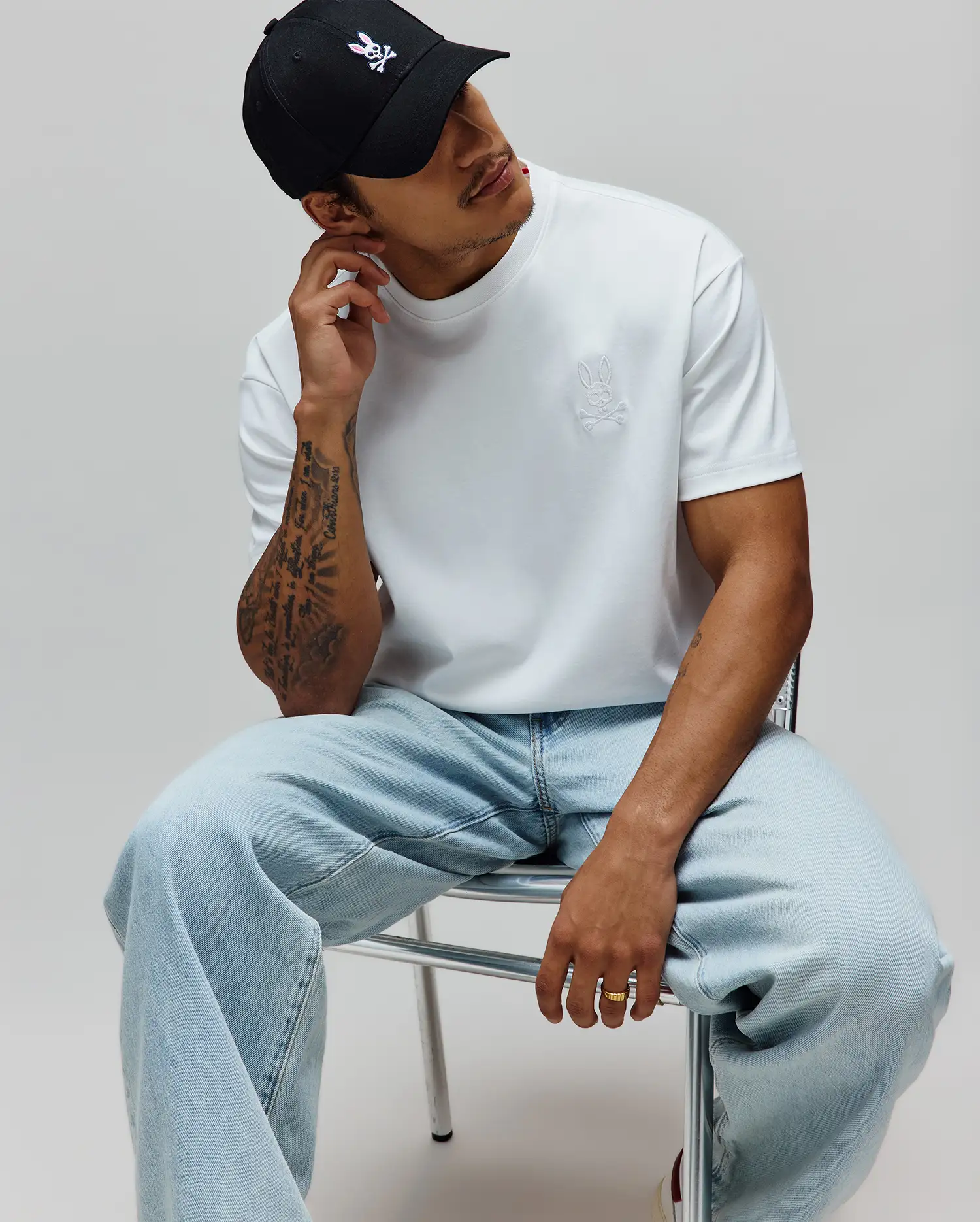 Image of MENS OSCAR RELAXED FIT TEE - MT0200217