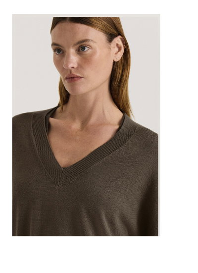 Anisha Jumper