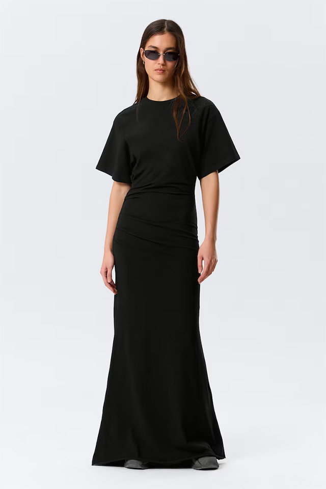 GATHERED SHORT-SLEEVED MAXI DRESS