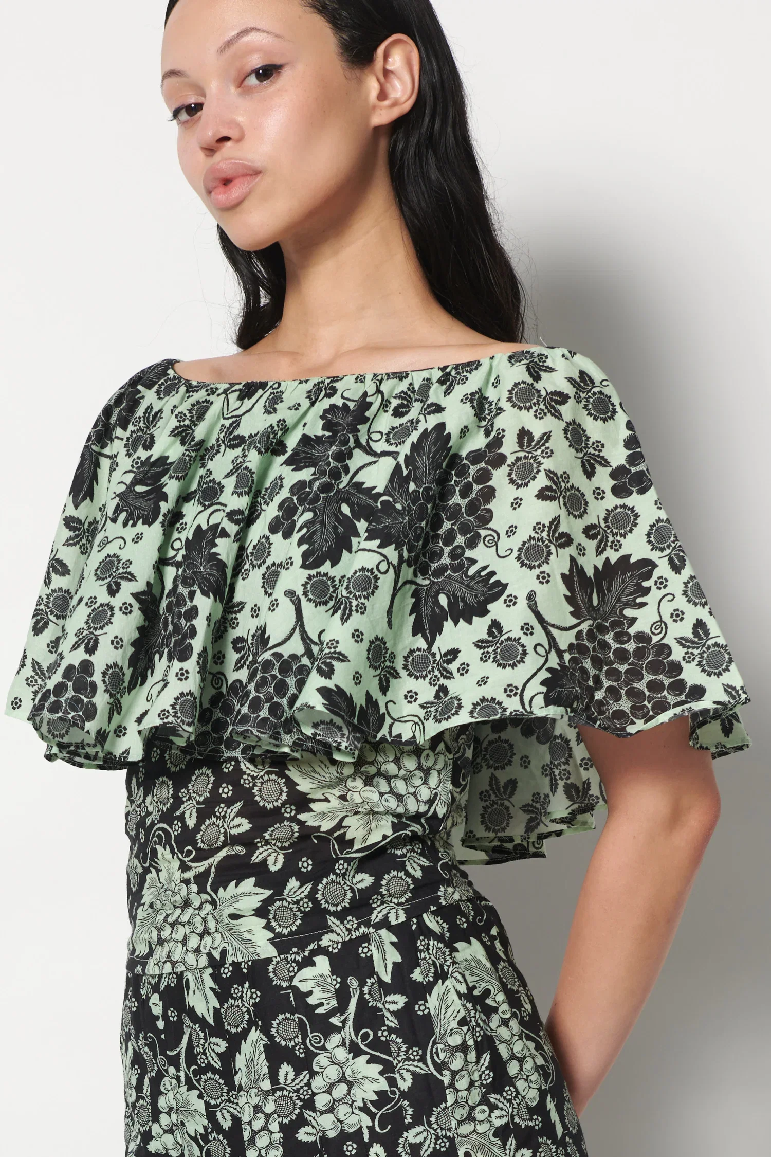 Image of Julia Blouse in Grapes