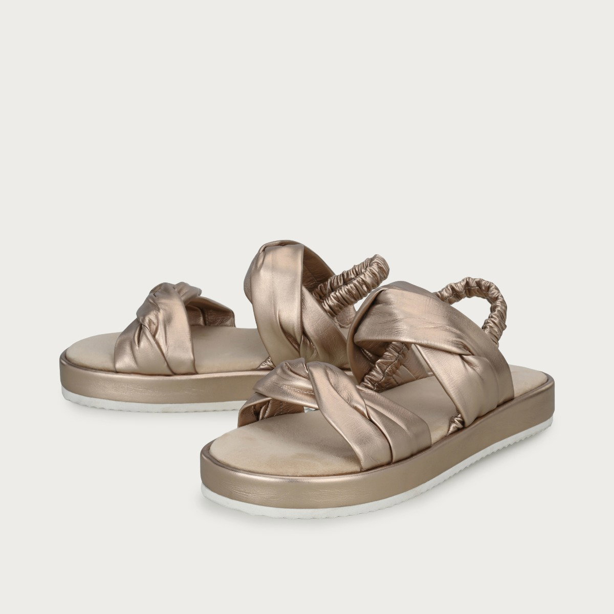 JANEKE Gold Extra Leichte Sandale aus Leder mit leichtem Einstieg und Memory Foam Innensohle