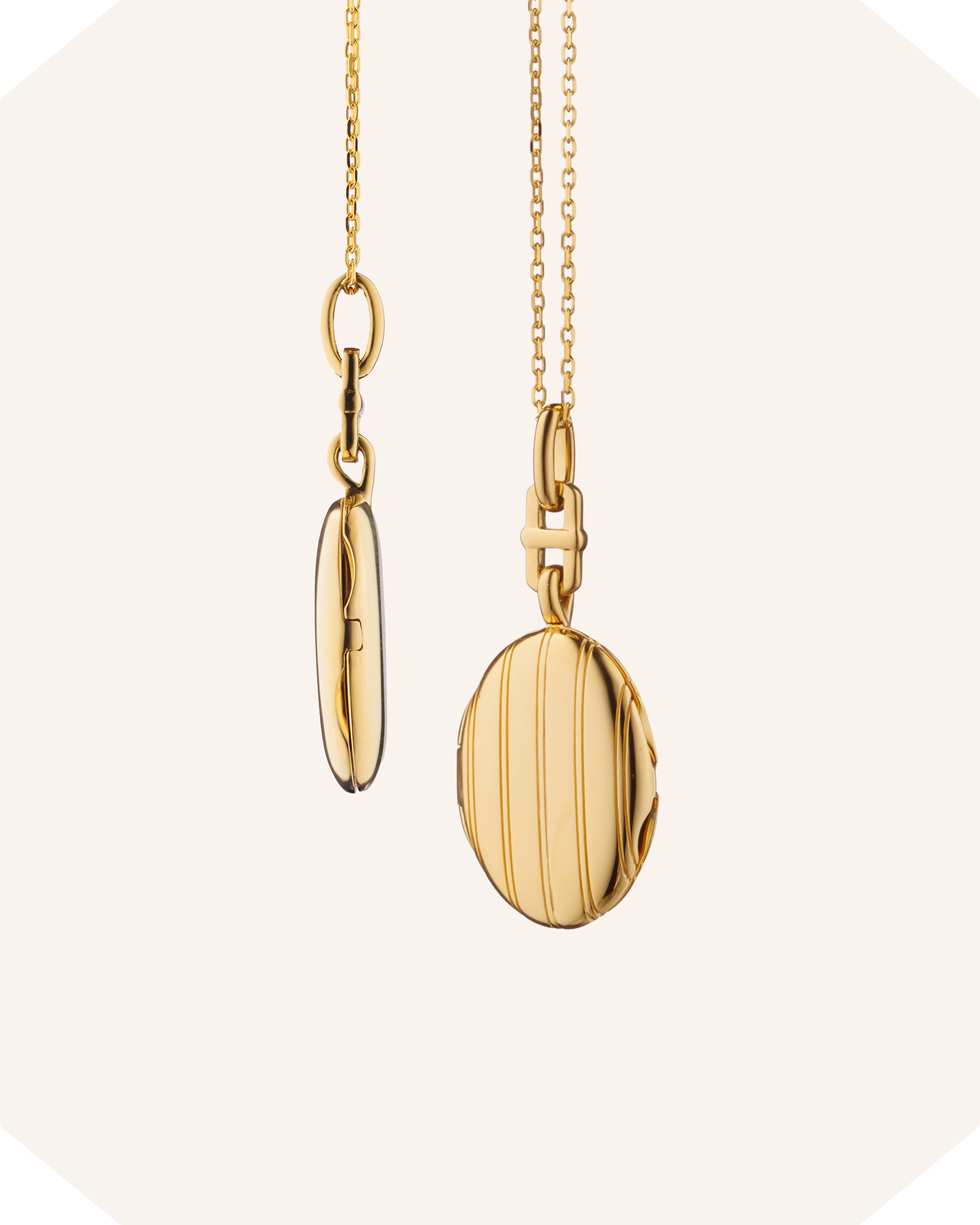 Slim Pinstripe "Eve" 18K Gold Locket Necklace
