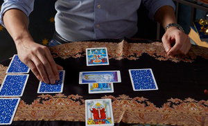 Find Clarity: Tarot Readings Designed for Your Unique Journey