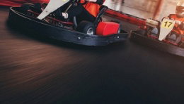 1 или 2 экстремальных заезда на карте на открытой трассе в Kart Racing Club