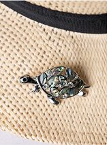 Pins & Brooches