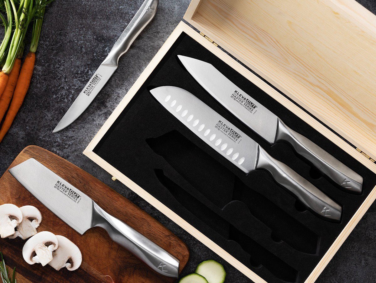 4 piece premium knife set placed inside bamboo storage box