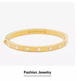 A gold bracelet. Fashion jewelry.