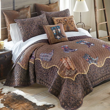 Image of Boots & Spurs Quilt Bed Set - King - CLEARANCE