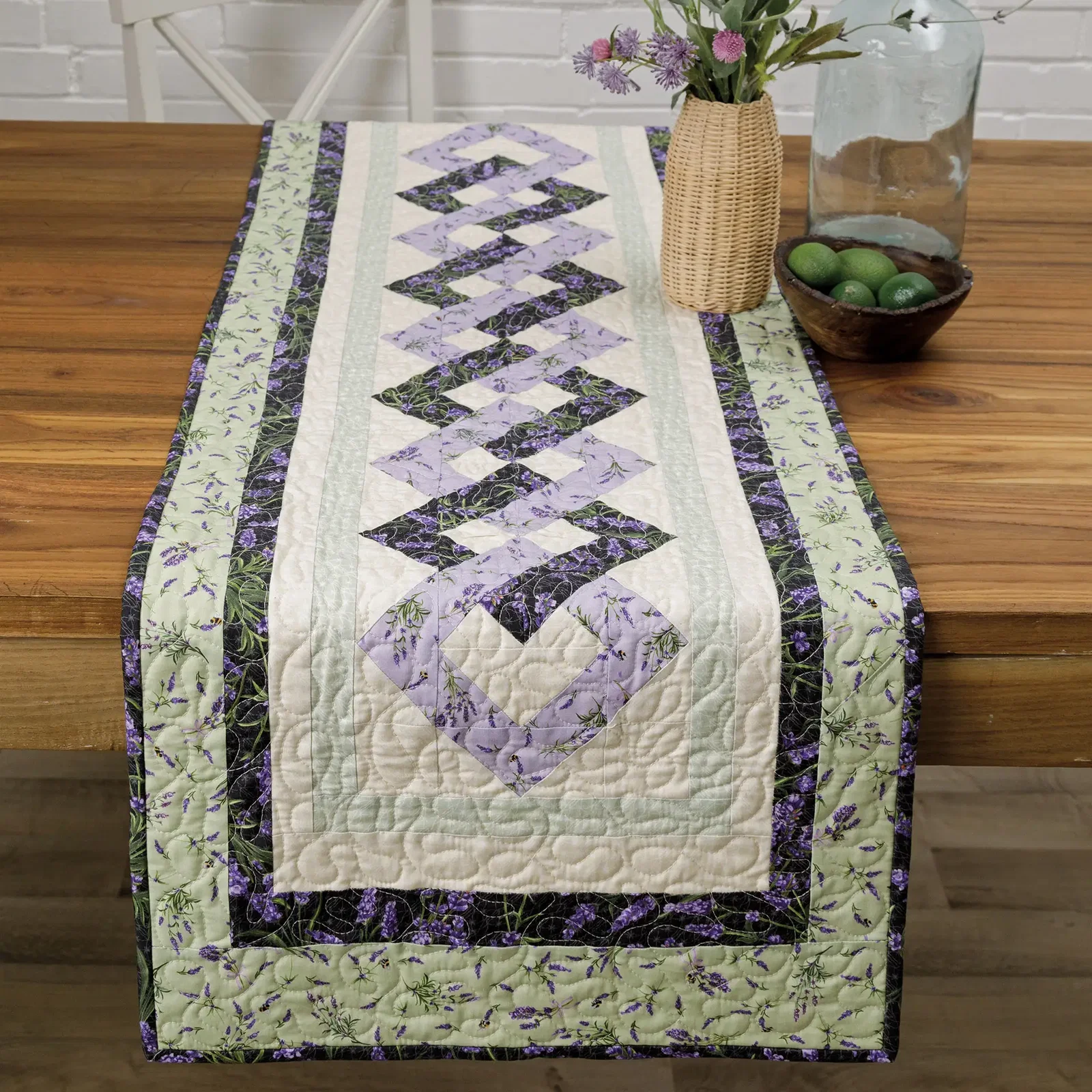 EXCLUSIVELY ANNIE'S QUILT DESIGNS: Lavender Fields Table Runner Quilt Pattern - Digital Download