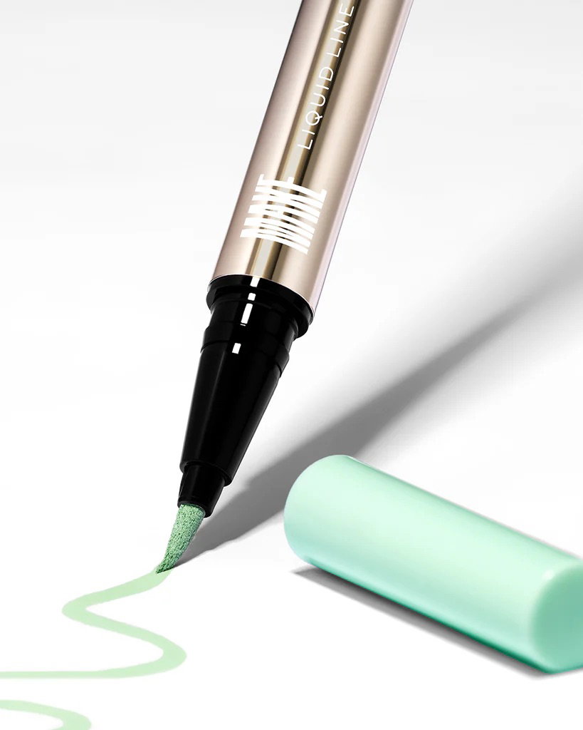 Liquid Eye liner 