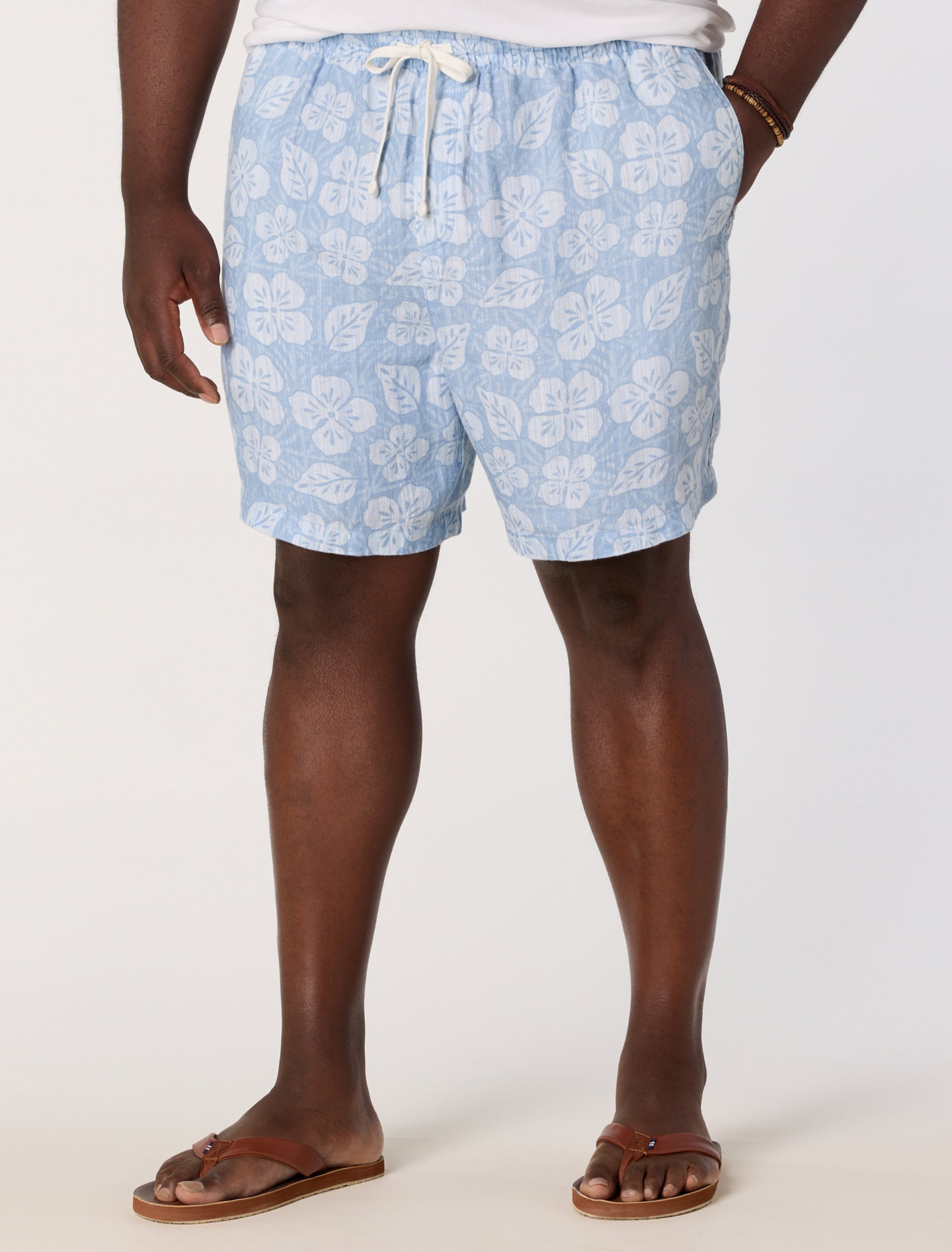 Surfside Pull-On Linen Shorts