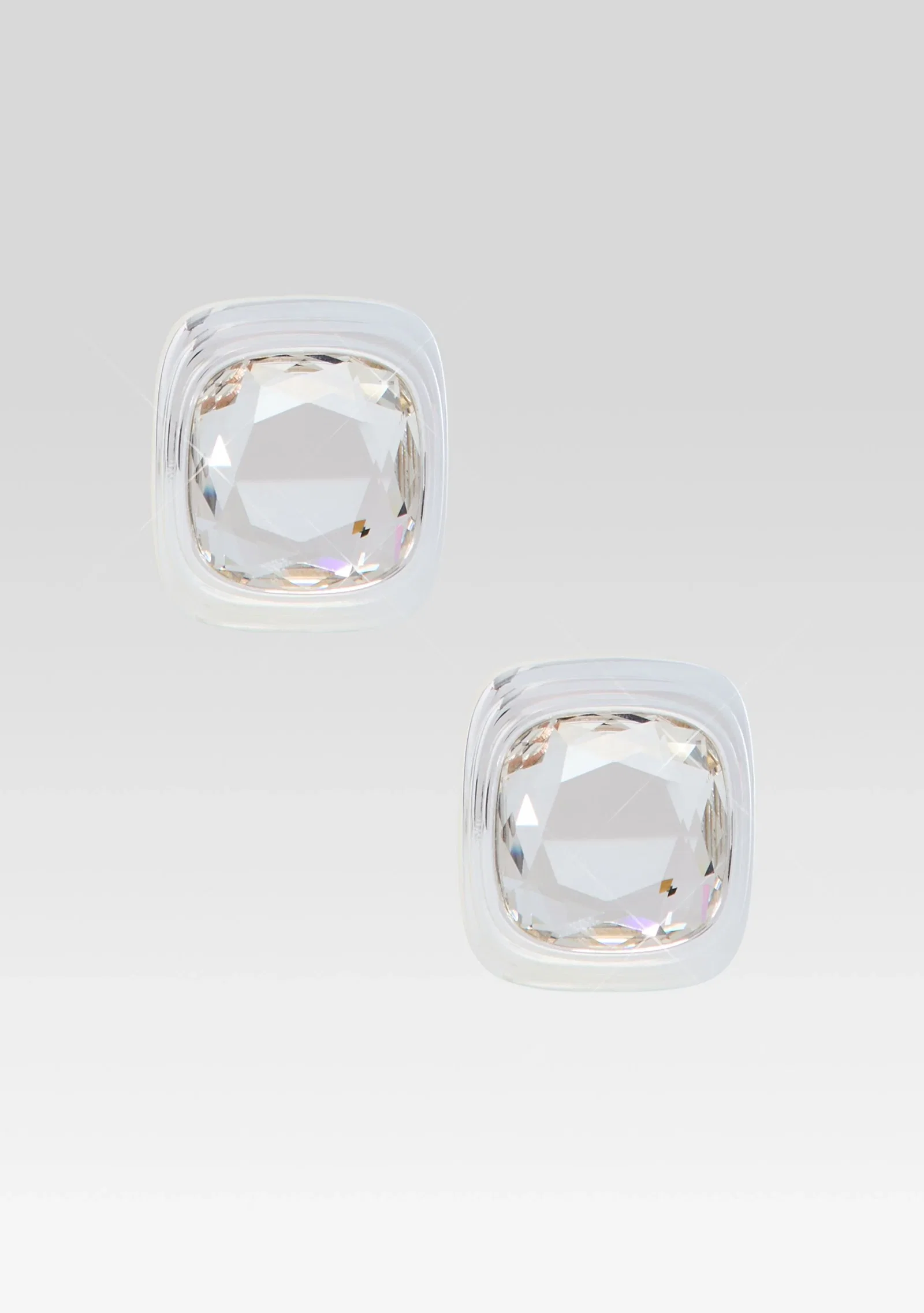Image of Clive Earring