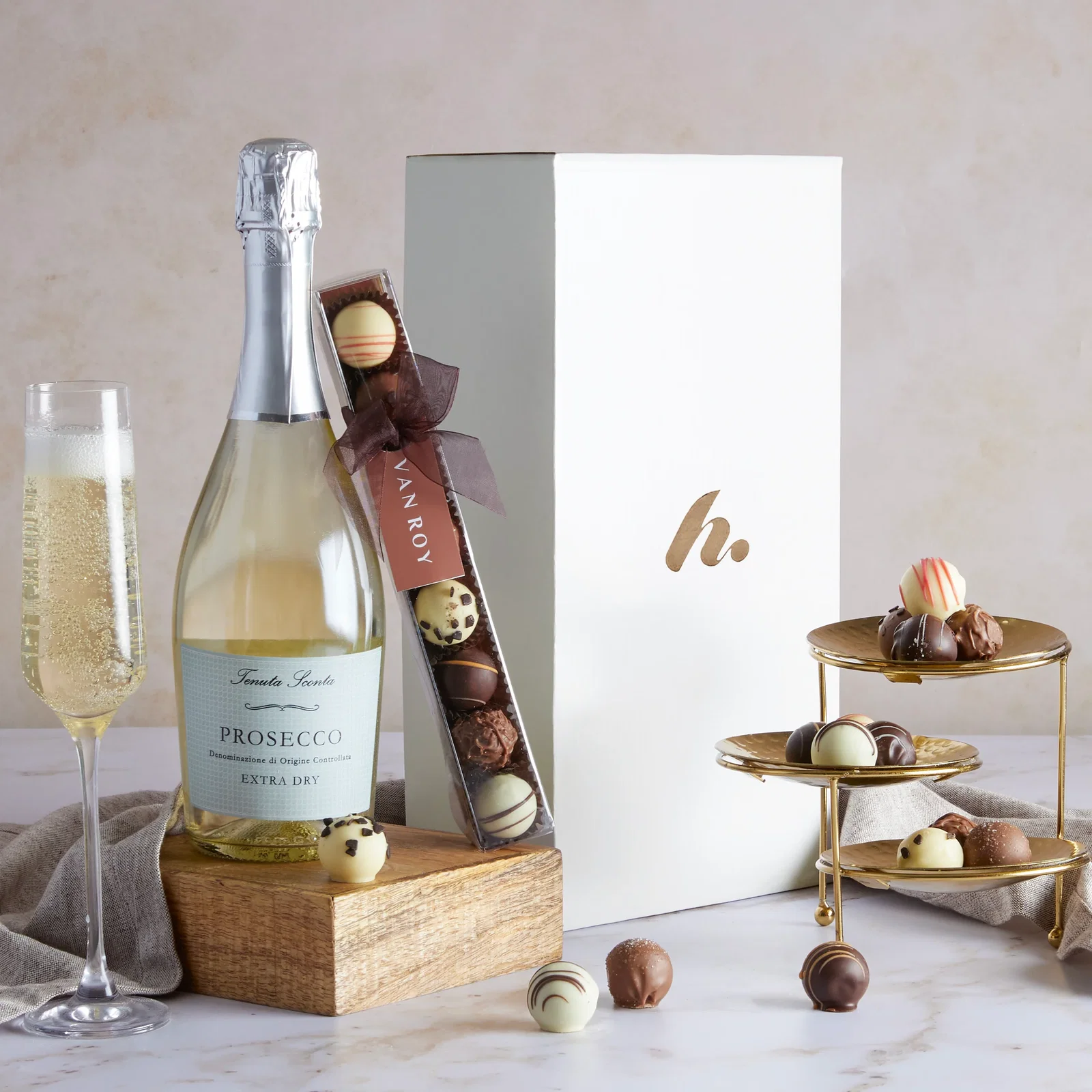 Image of Prosecco and Belgian Chocolates Hamper