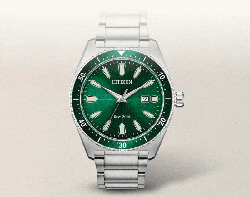 Rotating images of Citizen silver-toned forest green-dial watch, silver cuban link & cushion-shaped cluster studs.