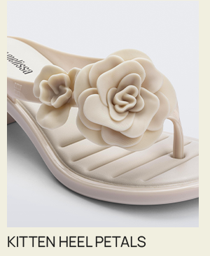 KITTEN HEEL PETALS