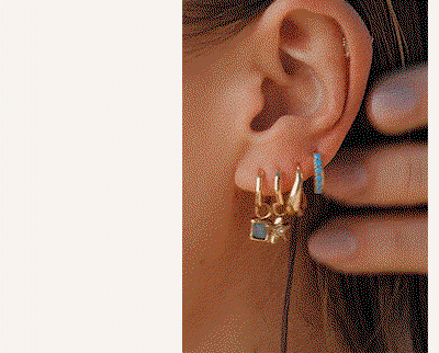 Molten Amazonite Stone Huggie Earrings (Gold)