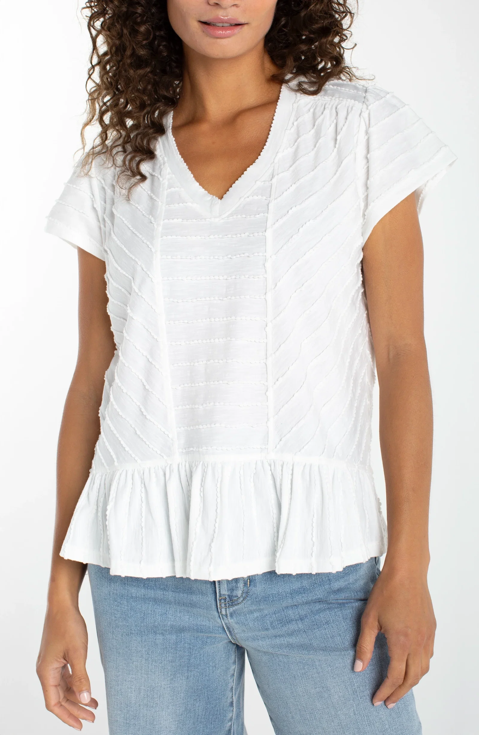 Image of SHORT SLEEVE V-NECK KNIT TOP