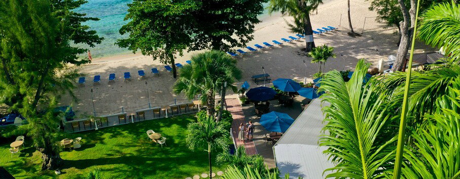 Savannah Beach Club Hotel