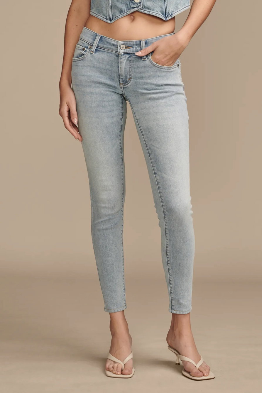 Image of Lucky Brand Low Rise Lizzie Skinny - Women's Pants Denim Skinny Jeans in Fan Girl