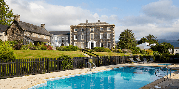 Plas Talgarth Exterior