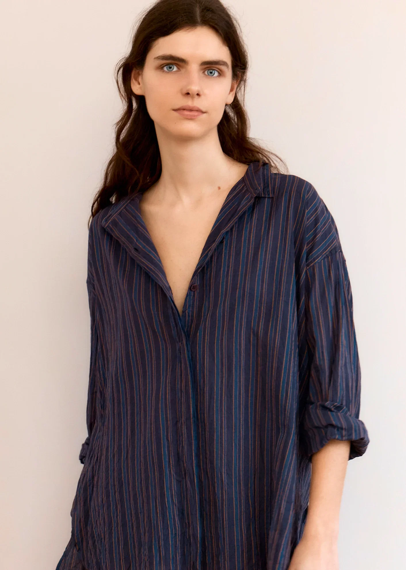 Image of WOMEN'S A-LINE COTTON SHIRT - AUBERGINE STRIPE