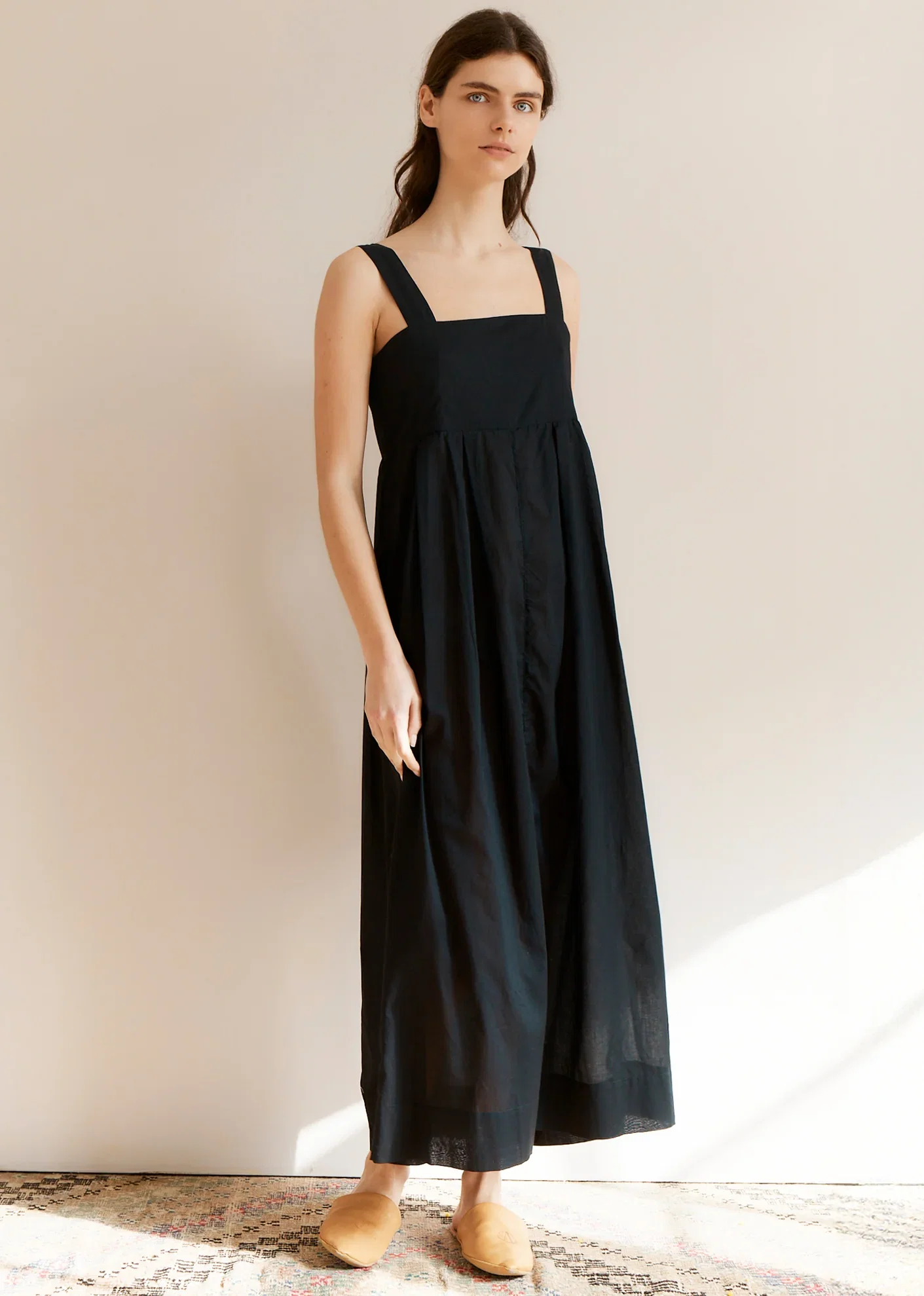 Image of WOMEN'S PLEATED COTTON SUMMER DRESS - BLACK