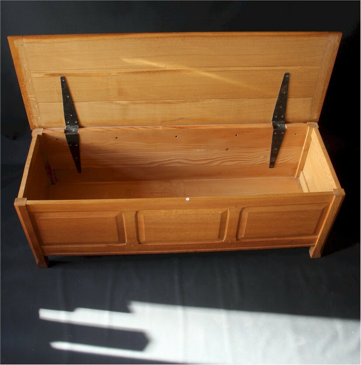 Reynolds Of Ludlow Oak Cotswold School Blanket Box, Heals