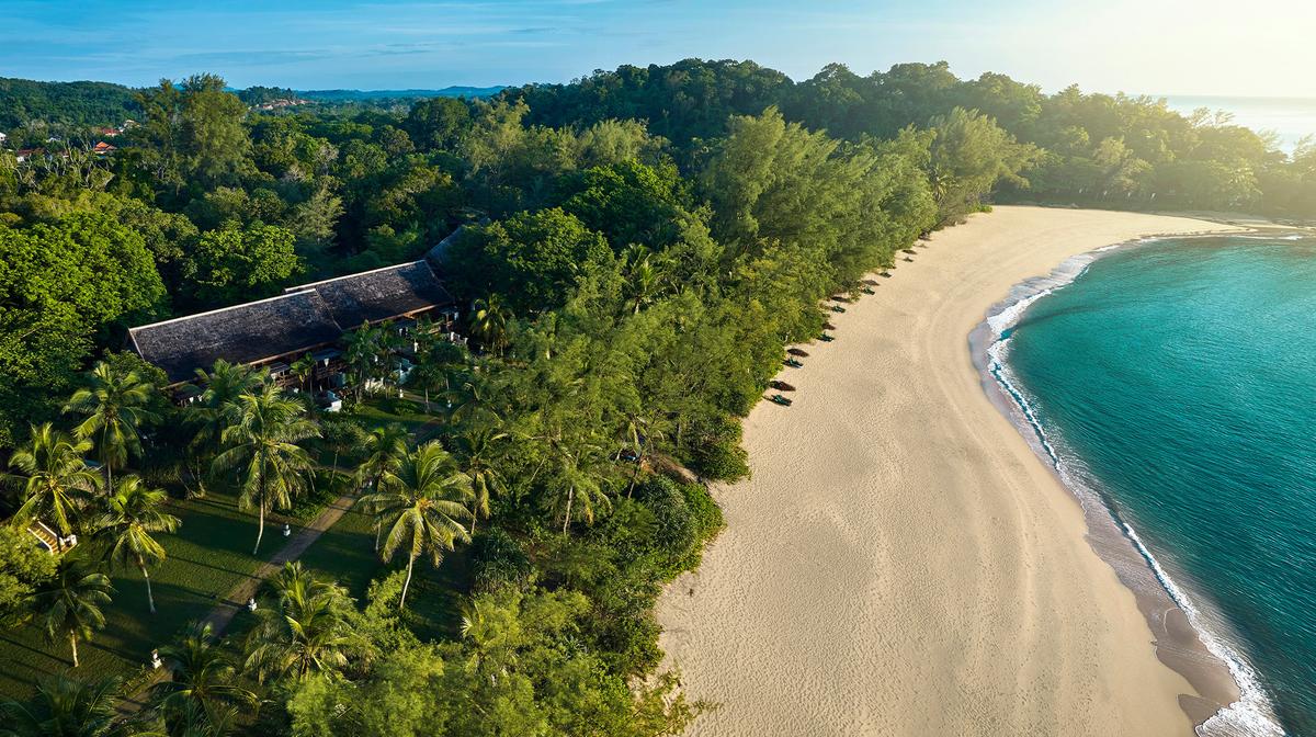 Malaysia Beachside Sanctuary with All-Inclusive Dining, Massages & Free-Flow Drinks Hour