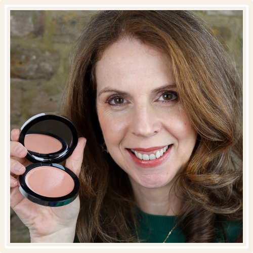 Adds a pop of colour to your cheeks for a natural glow Glides on as a cream, dries as a powder for lasting colour Easy to apply, blend and build colour