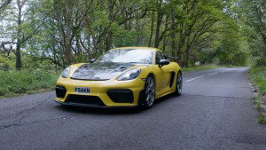 Akins GT4 RS.