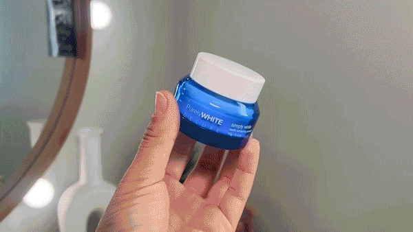 Purely White Deluxe	Teeth Whitening Powder/Refresh your breath & whiten your smile without peroxide