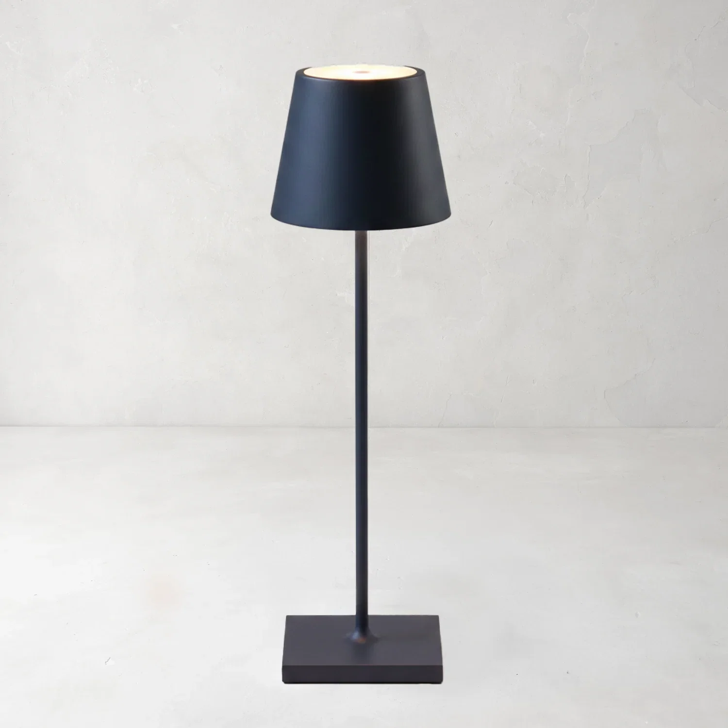 Image of Steele Blue Poldina Pro Rechargeable LED Lamp