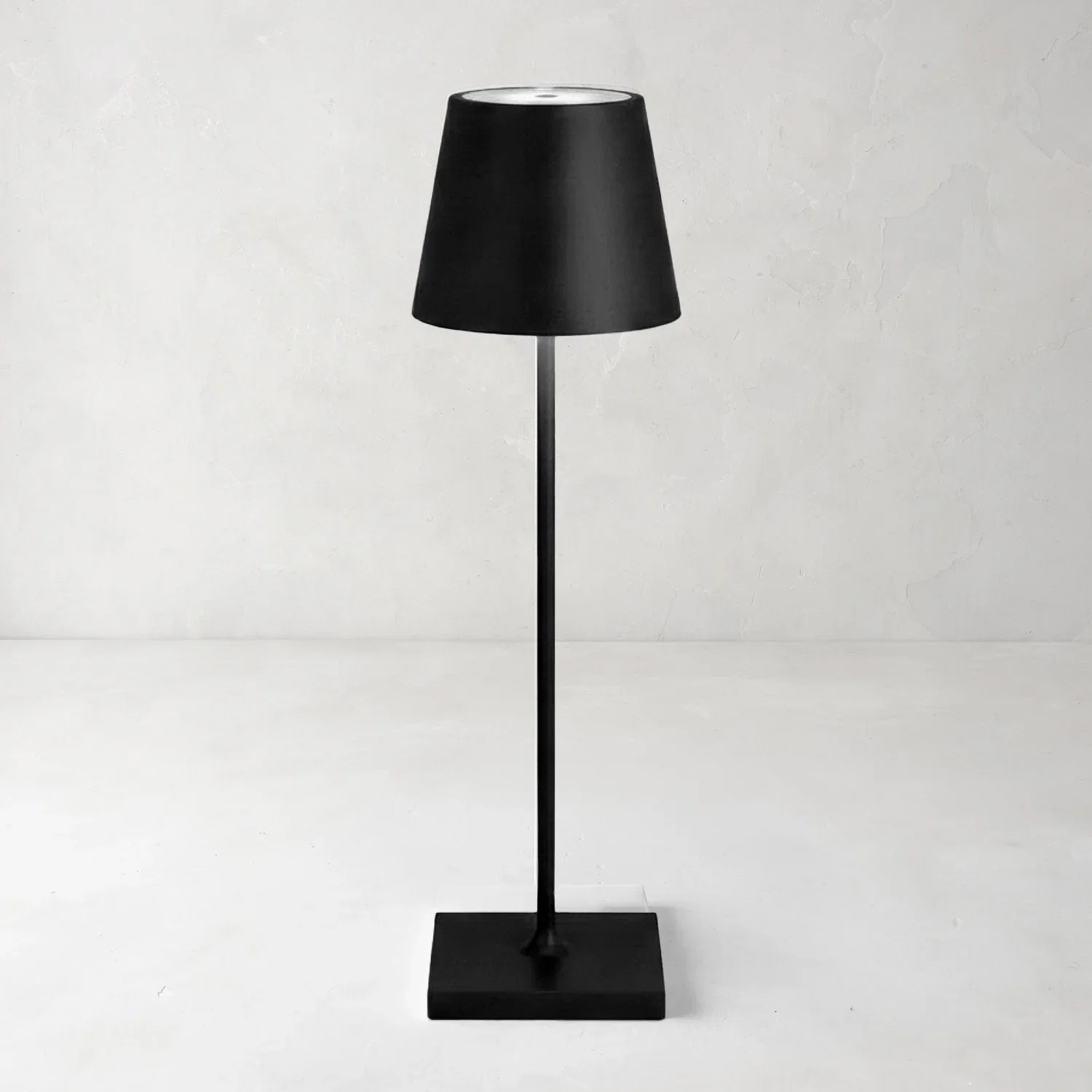Image of Black Poldina Pro Rechargeable LED Lamp