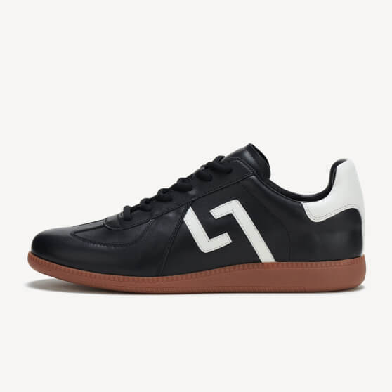 Pace Mens Classic Black/White