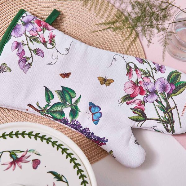 Free Gift With Botanic Garden. Receive a free Botanic Garden oven glove when you spend $80 or more on Botanic Garden. Shop Now