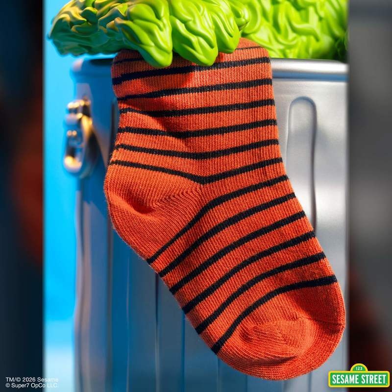 Sesame Street SuperSize Oscar the Grouch