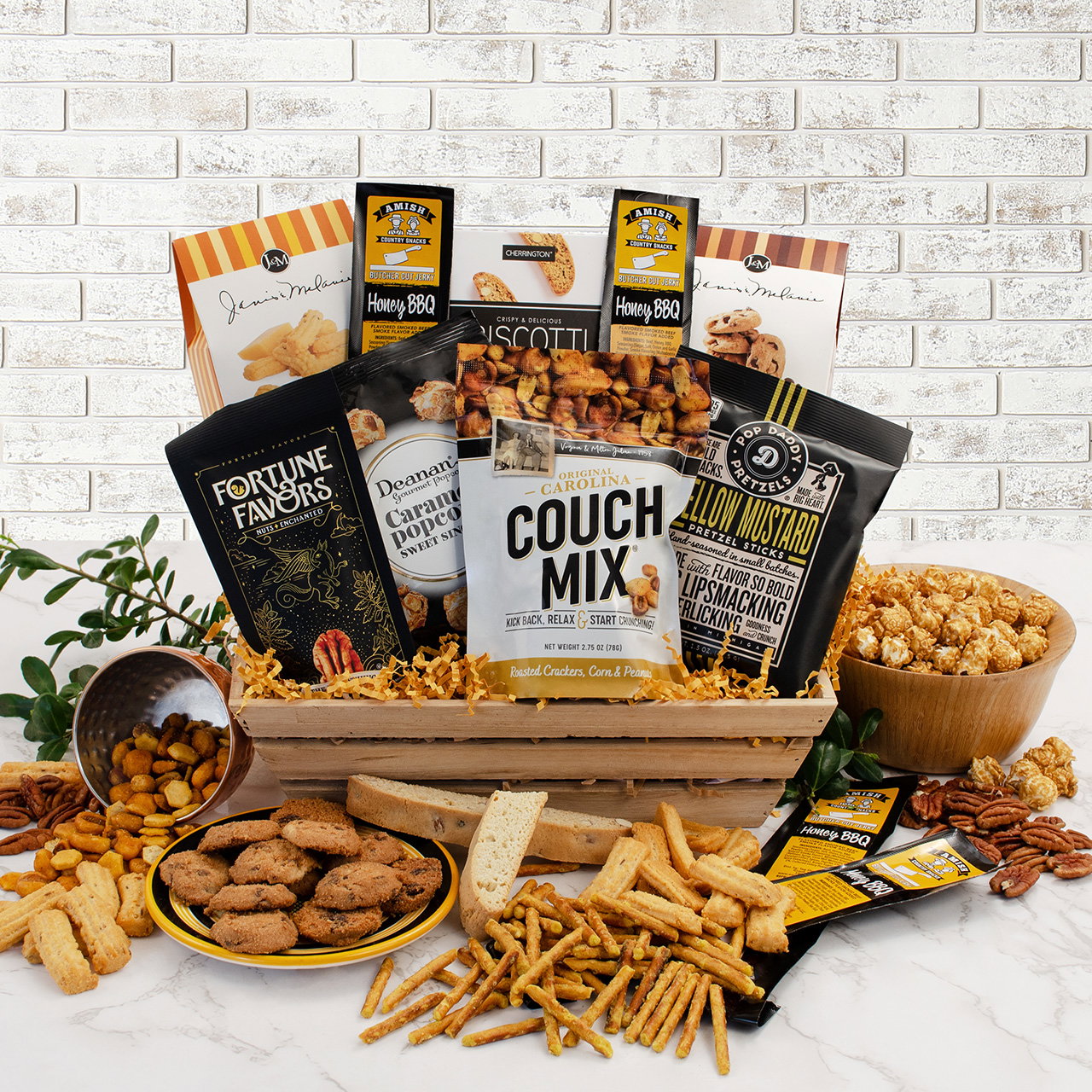 Image of Macho Snacks Gourmet Gift Crate